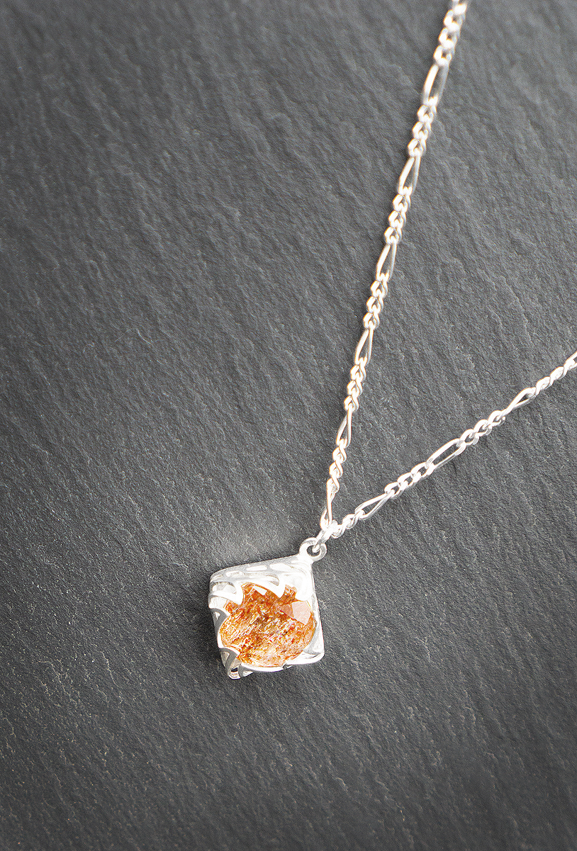 FIRE REFINED NECKLACE